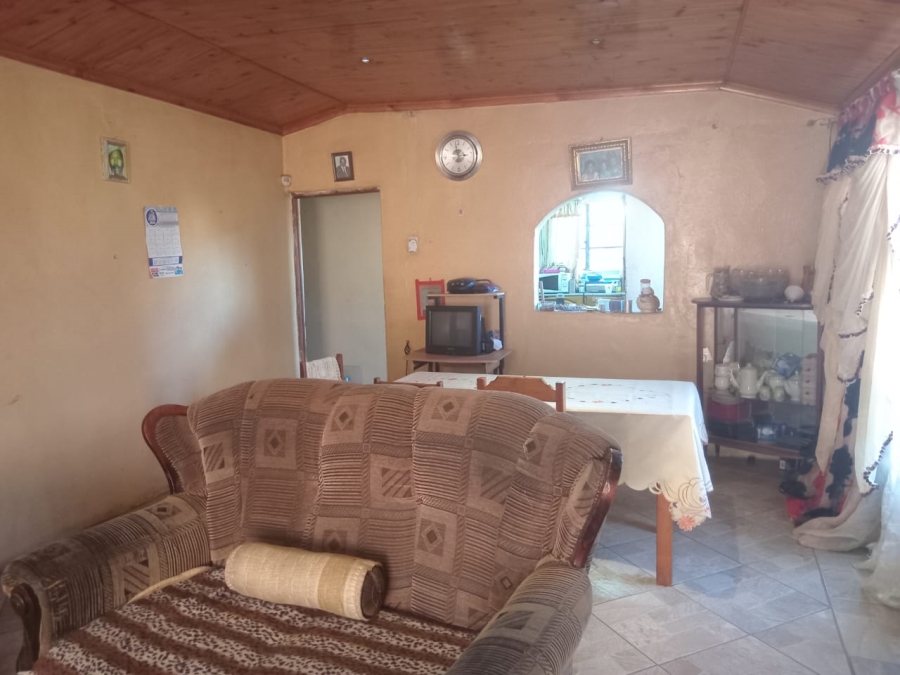 4 Bedroom Property for Sale in Kwa Nobuhle Eastern Cape